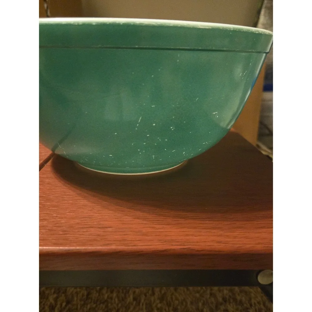 Vintage Pyrex 403 Teal Green Mixing Bowl 2.5 Quart Round Nesting Opal Glass
